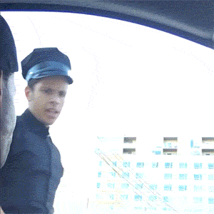 Cc6NTfg9YE5W.gif