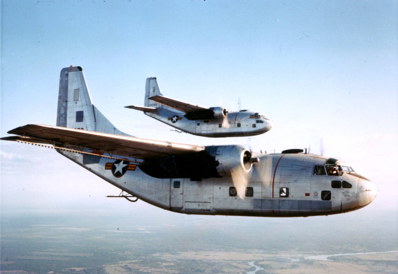 C-123_01.jpg