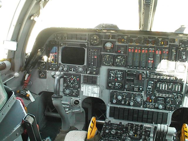 B1_2_Cockpit.JPG