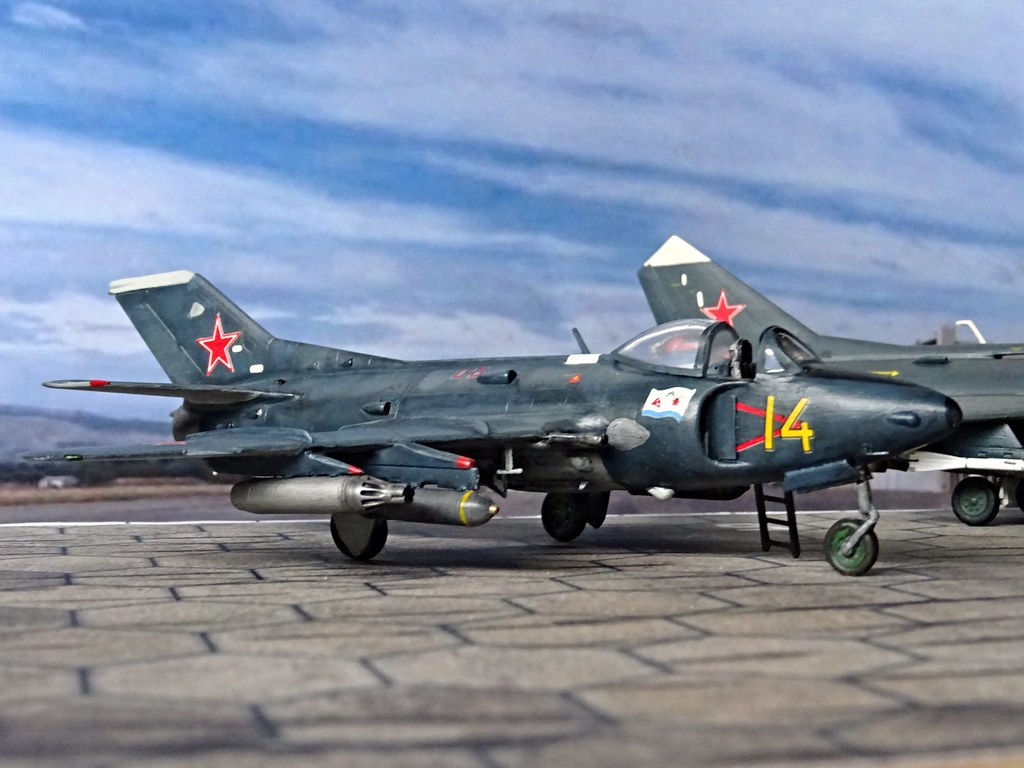 1:72 MiG-SK, '14 Yellow' of the 100th Shipborne Fighter Aviation Regiment, Soviet Naval Aviation (Авиация военно-морского флота; Aviacija vojenno-morskogo flota), Kaspiysk AB (Dagestan region), 1970 (Whif/Kitbashing)