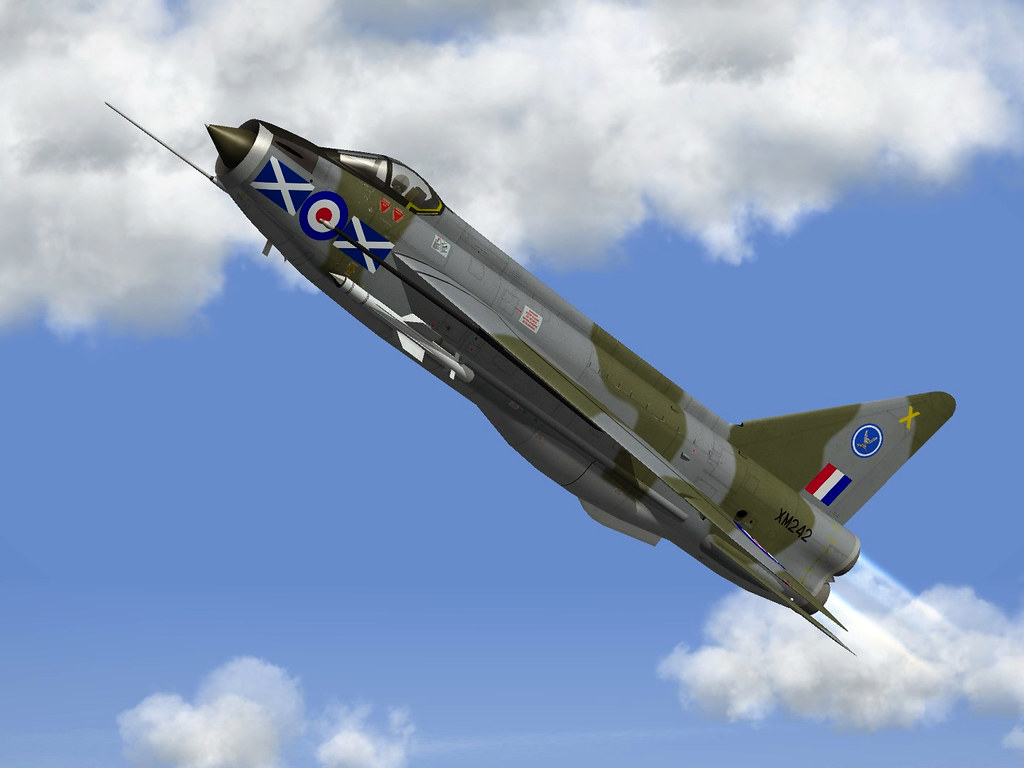 RAF LIGHTNING F1B.07