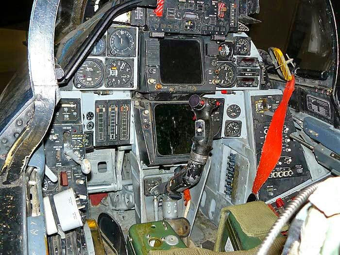 Grumman F-14 Tomcat | Cockpit, Aircraft modeling, F14 tomcat
