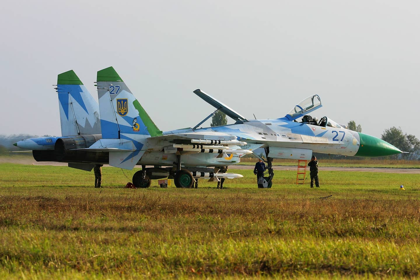 Sukhoi_Su-27_Su-27S_Ukraine_-_Air_Force_