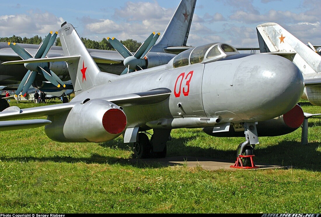 Yak-25 Flashlight for SF2 series