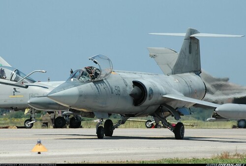 More information about "F-104S ASA M Italian Air Force 4° Stormo"