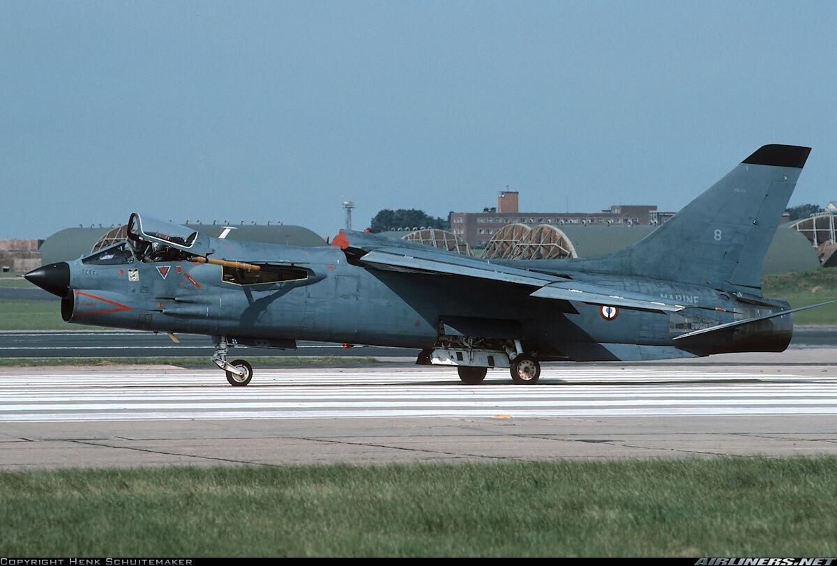 SF2 F-8J_FN  (Aeronavale)