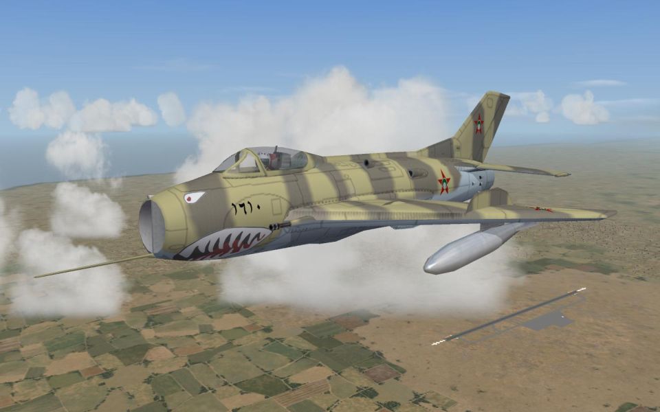 Parani MiG-19/F-6 w sharkmouth