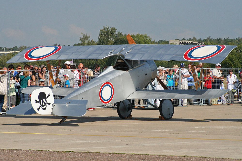 Replica_Nieuport_17_(8577911133).thumb.jpg.57d684e104428386a71eaba4574180d9.jpg