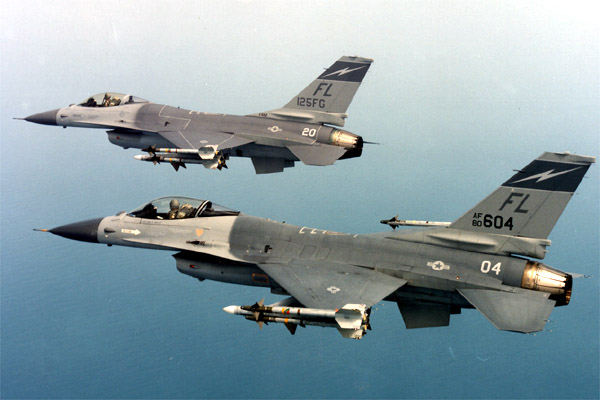 5aa6a163d169e_F-16ADF80-060481-0682onCAP159FSUSAF.jpg.4563efb0b973e24c93d15b54aac3932a.jpg