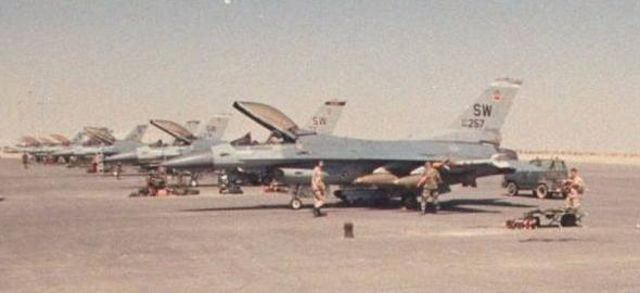 4xMK84_desert_storm_4.jpg.7d55dd1547b3329b363a020dbc8d41ee.jpg