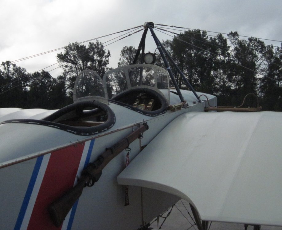Bleriot XI crew cockpits (1f).jpg