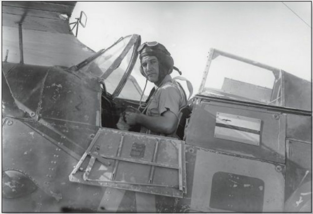 Sqdn Ldr Dunn 80 Sqdn.jpg