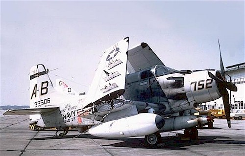 vaq33spad132506.jpg.73c9234601b2ca8a899e143acef2c2e8.jpg