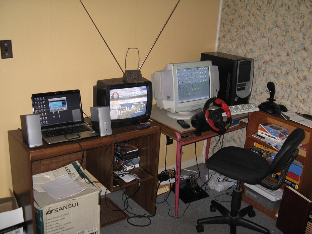 EntertainmentConsole.thumb.jpg.24e24dcc9adbfda22d0a694b4f7650dd.jpg