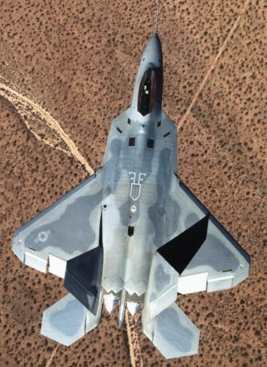 f-22-lkbed2a.thumb.jpg.529901fd3eb97f2e3d96f553fb2f3a2a.jpg