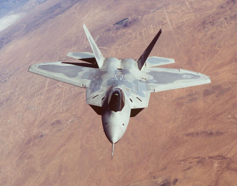 raptor1.jpg.95e772f37dfa97a7b5ae266ba072faed.jpg