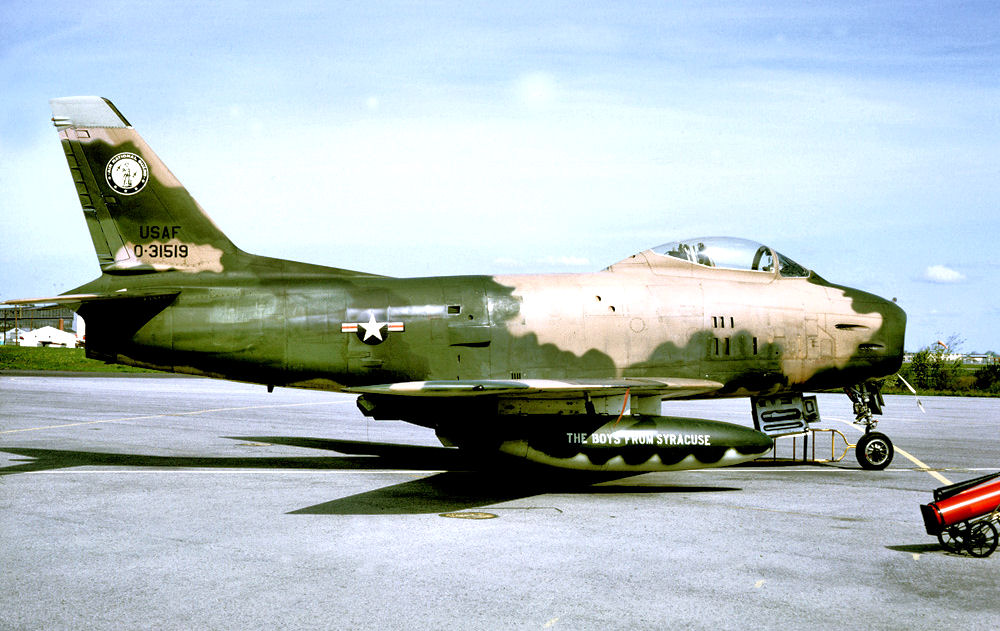 138th_Tactical_Fighter_Squadron_-_North_American_F-86H-10-NH_Sabre_53-1519.jpg