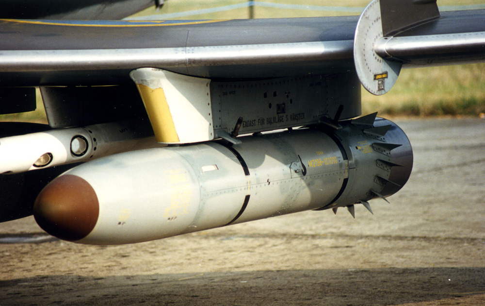 j-32e_lansen_32512_19_of_50.jpg.6e1b87c9404c7f787729422cff86e268.jpg