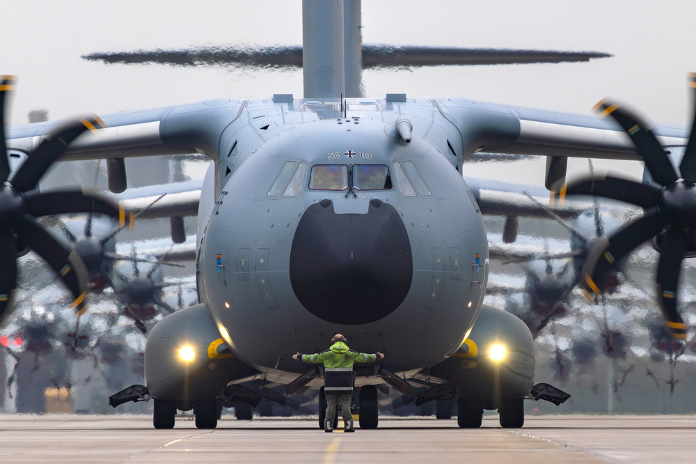 A-400M.thumb.jpg.3c66370eb9e3743e090529c3e3edf9da.jpg