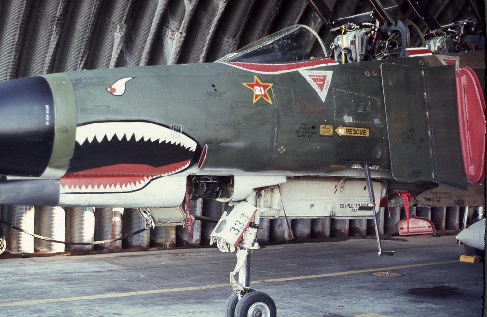 F-4E_67-0333.jpg