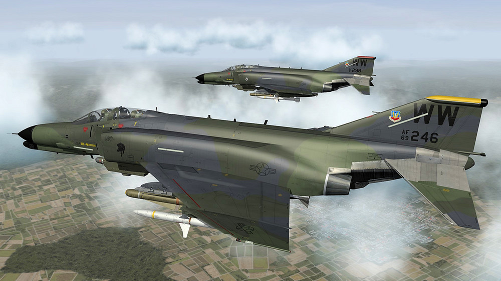 F-4G_85_Loading_02.thumb.jpg.7c420ee3eb5877438b55c64354faf6a9.jpg