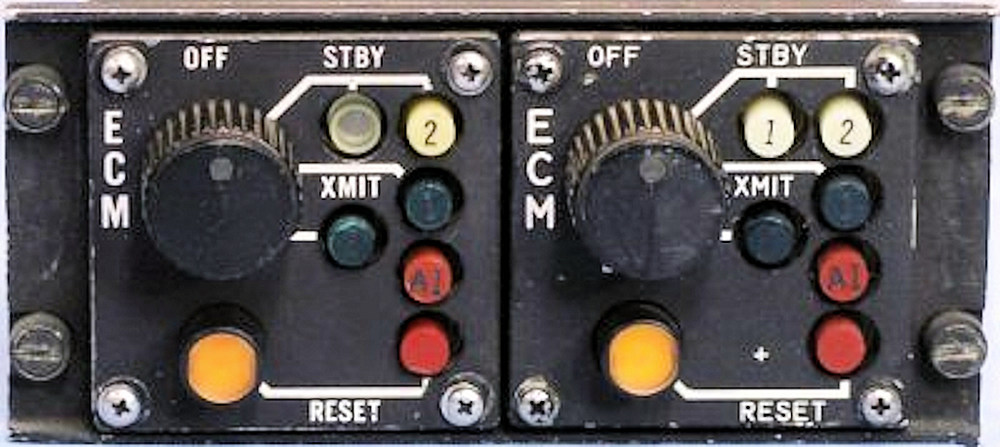 f-4e_ecm_panel.thumb.jpg.6430cfb6c1fa1a55ddbef02696335711.jpg
