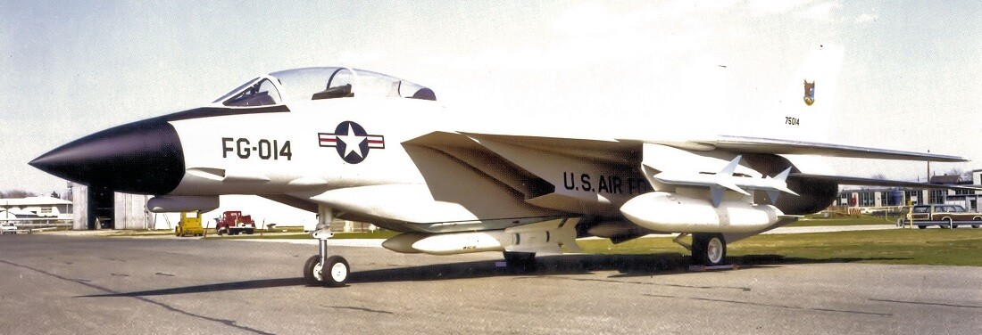 ADCOM-F-14.jpg.097e859f3fe34036ddf63c91576a35b3.jpg