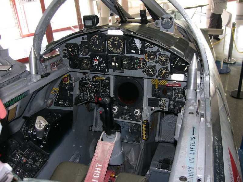 F-104J Starfighter cockpit