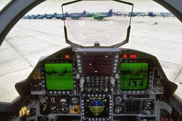 F_15e_cockpit.jpg