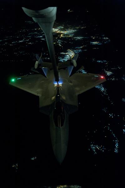 F-22-refuel-6.jpg