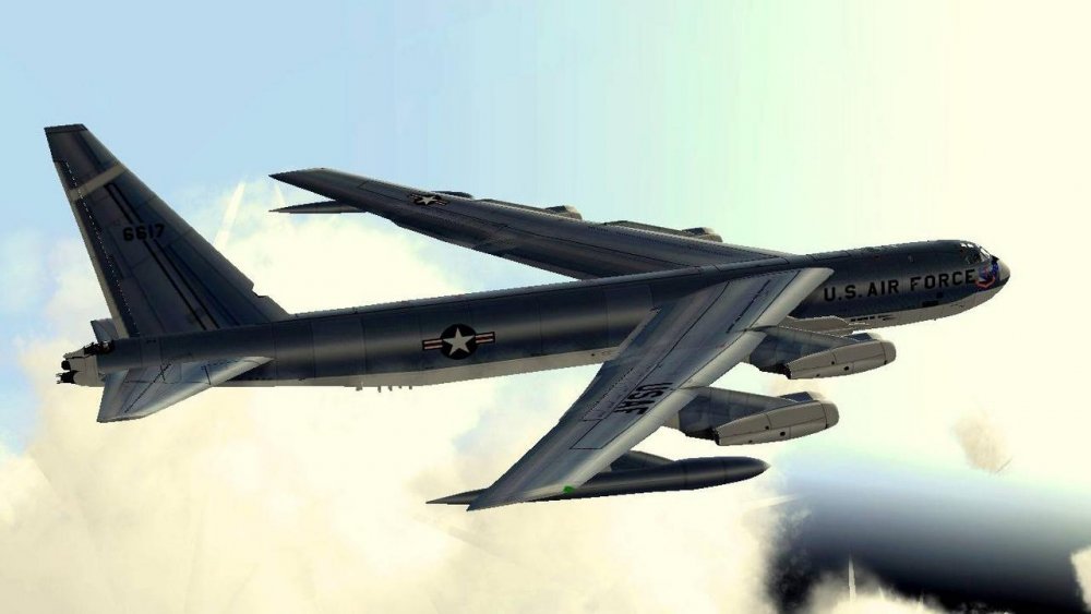 B-52_F_2.jpg