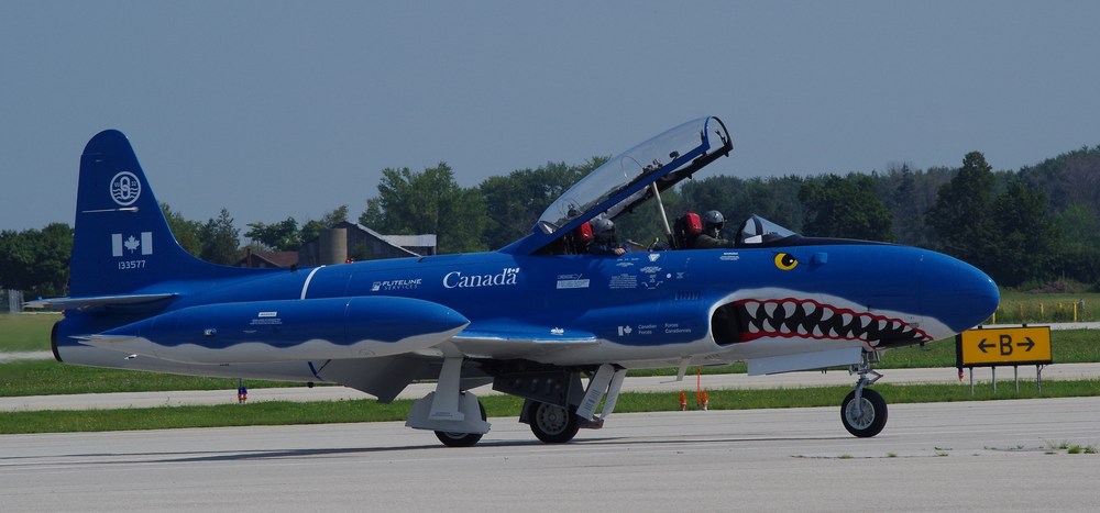 T-33 Mako Shark.jpg