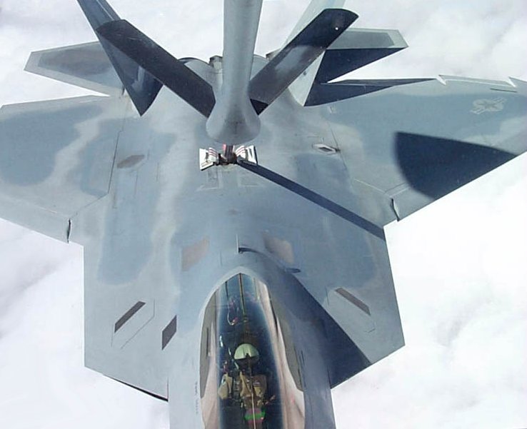 f-22-991769b.jpg.03fd85d0bde3a56069e5a6d0500f797b.jpg