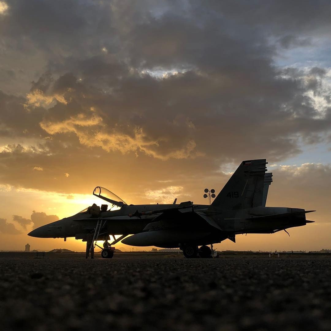 Kuwaiti F/A-18 Hornet - Member's Albums - CombatACE