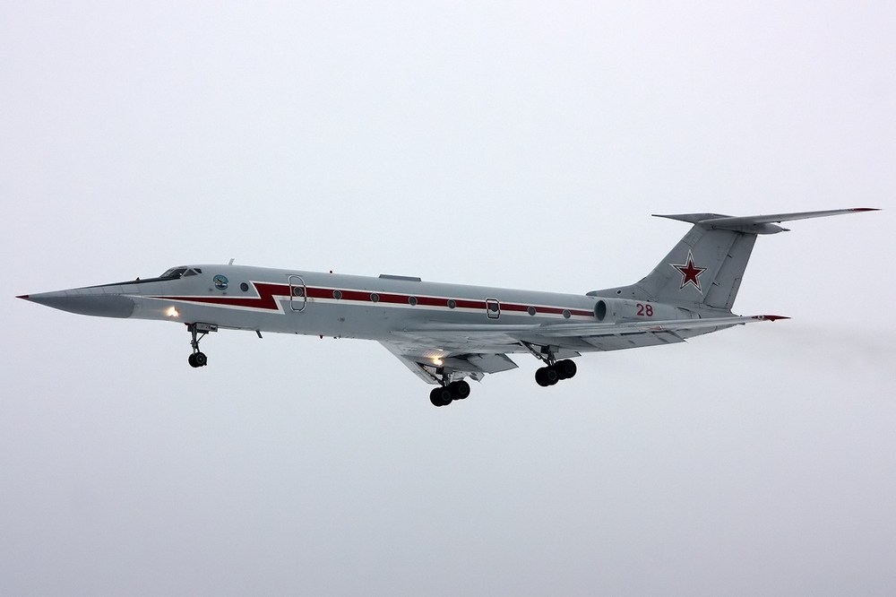 Tupolev_Tu-134UB-L,_Russia_-_Air_Force_AN1471073.jpg