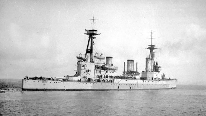 large.HMS_Indefatigable_(1909).jpg.1e008