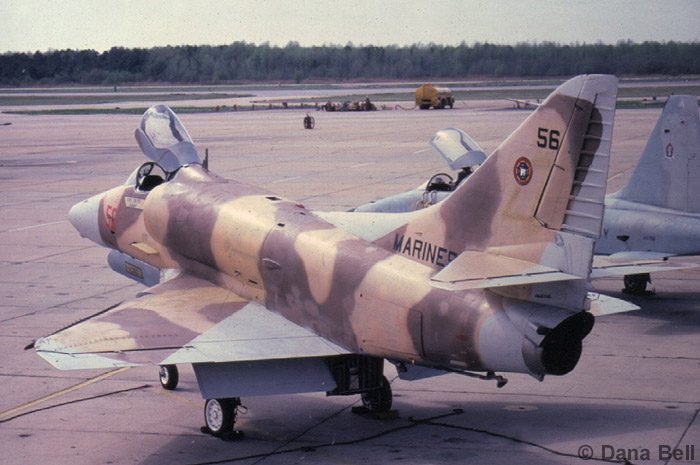 A-4E_MiG-90.jpg.95da99ca683efe2a6e9c47d92ce7b5d0.jpg