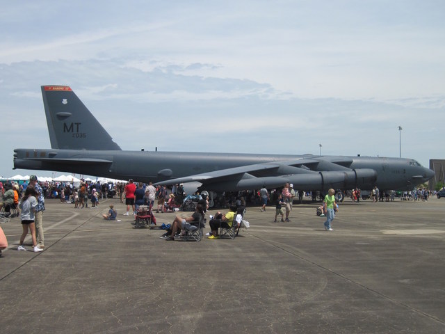 Boeing B-52H Stratofortress.jpg