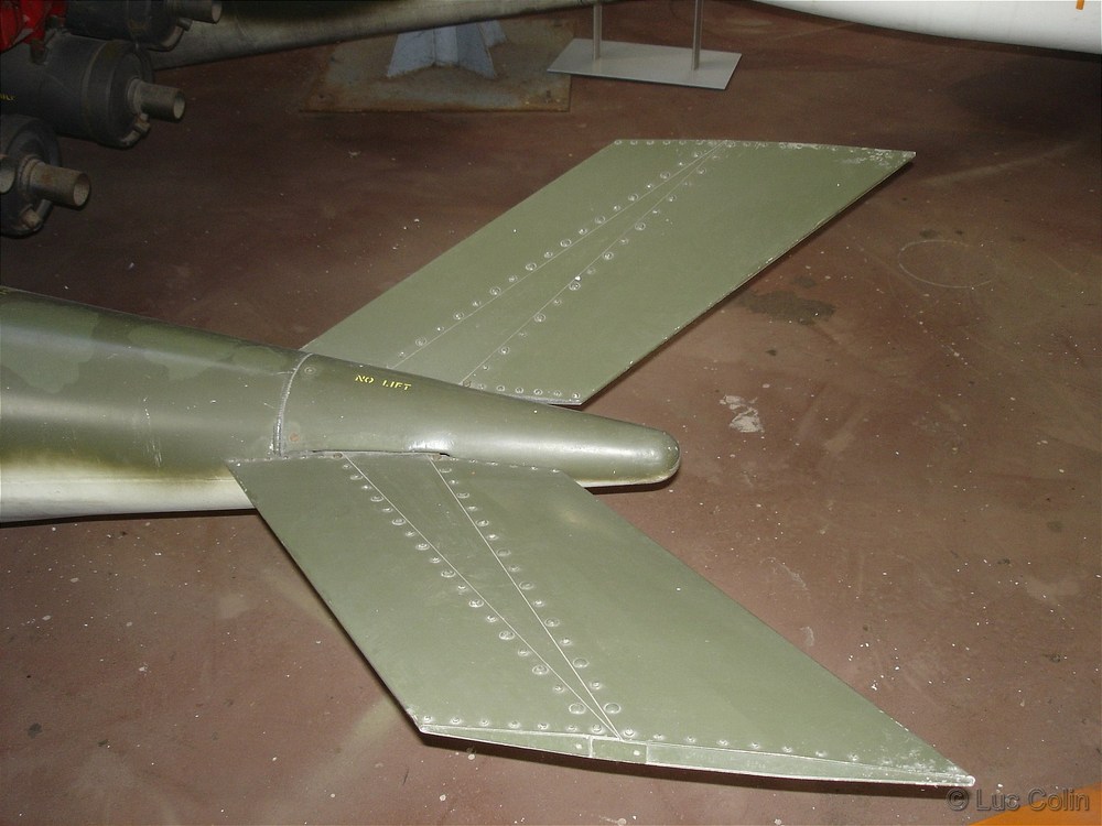 f-84f_fu-30_45_of_49.thumb.jpg.4fbd72a5c6760fb877c0bf22d18d5cfa.jpg