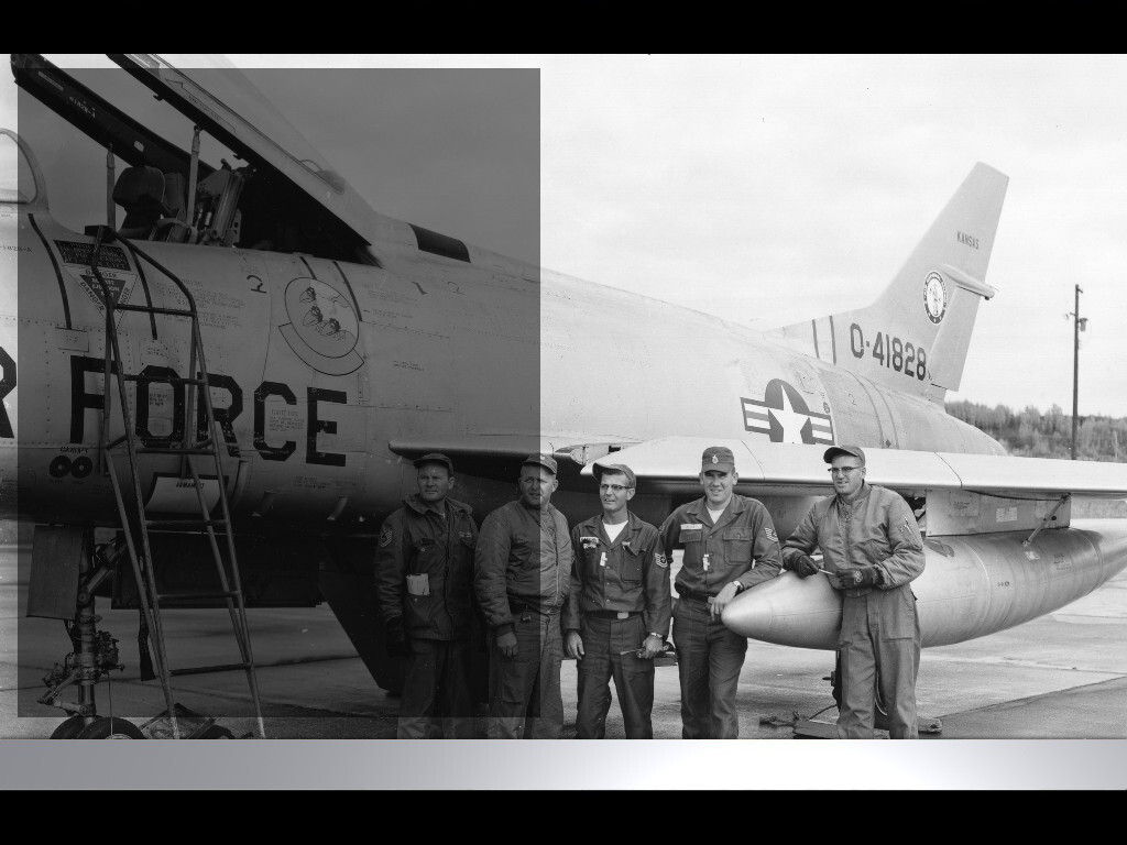 F-100C_61_Hangar.jpg.6330088a8fe1c2c2974262be93a618e1.jpg