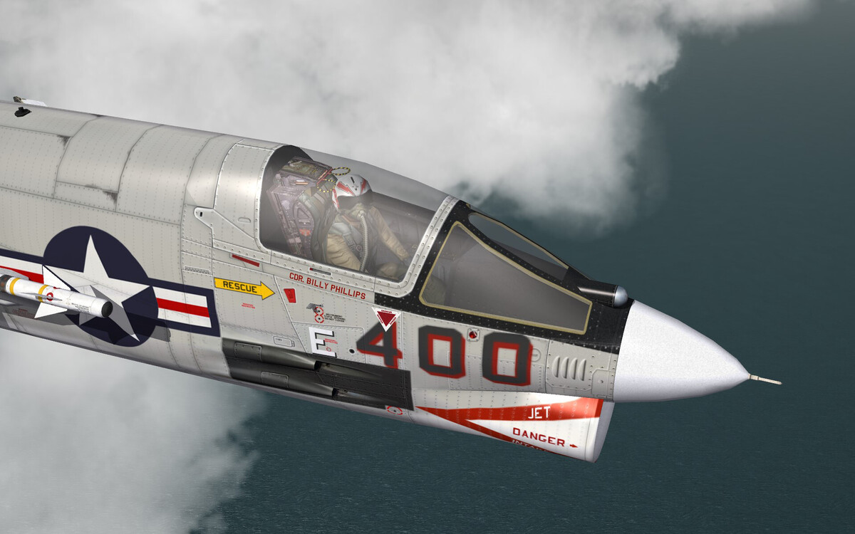 VF-194 RED LIGHTNINGS 05.jpg